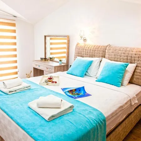 Tala 5 Villa *